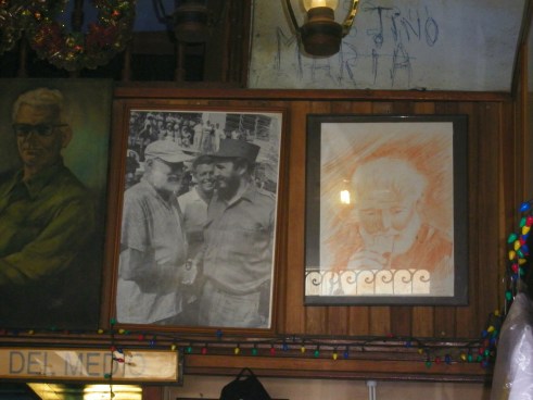 Ernest Hemingway memorabilia Photos and drawings of Ernest Hemingway