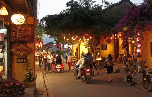 It doesn't get more romantic than Hoi An at night